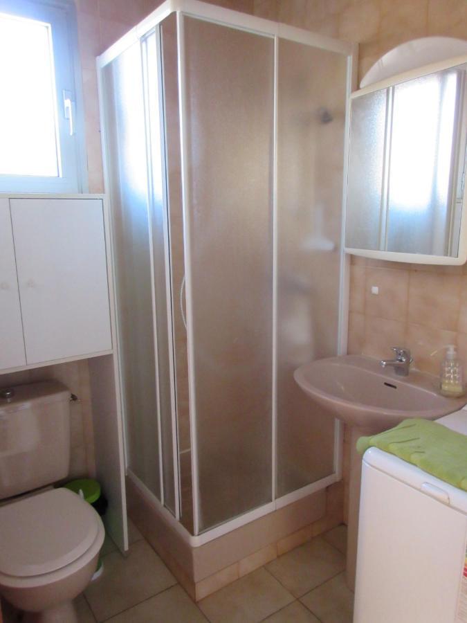 Apart Climatise T3 St Pierre La Mer 1 Er Etage, 4 Pers Fleury  Bagian luar foto